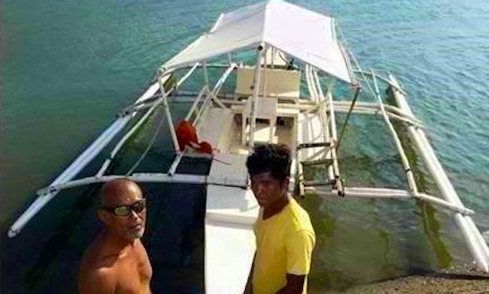 Traditional Paraw Boats For Daily Tours In Bais City, Philippines