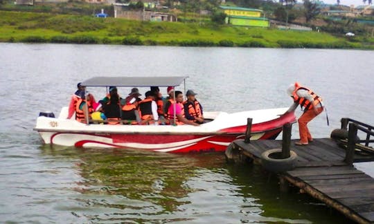 Charter a Passenger Boat at Lake Gregory in Nuwara Eliya, Sri Lanka