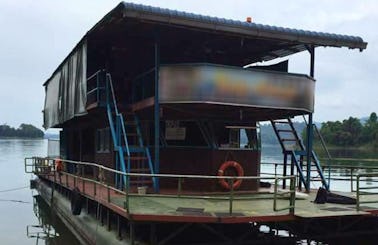 Charter Ratu 1 Houseboat in Kuala Berang, Malaysia