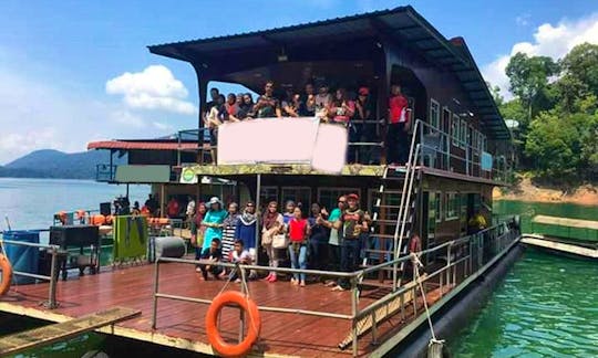 Houseboat rental in Kuala Dungun
