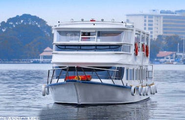 Exclusive "Classic Paradise" Premium Vessel for 50 Passengers in Kochi