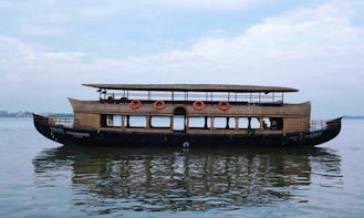 Traditional Boat Rental in Kochi, Kerala