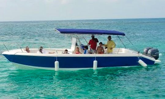 Bring your entire family, spend the day in your own private boat around Cartagena.