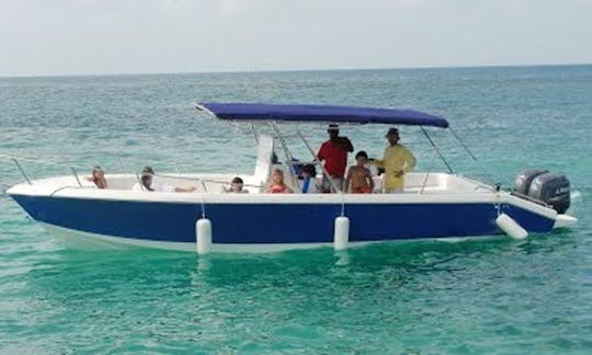 Bring your entire family, spend the day in your own private boat around Cartagena.