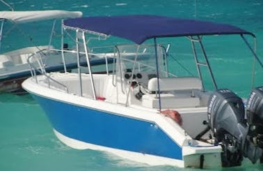 Rent the 28' Intrepid Center Console in Cartagena, Colombia.