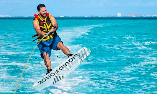 Water Skiing in Cancún on a Sea Ray Sundeck