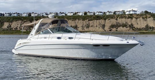 RENDEZ-VOUS ROMANTIQUE SUR UN YACHT À MARINA DEL REY