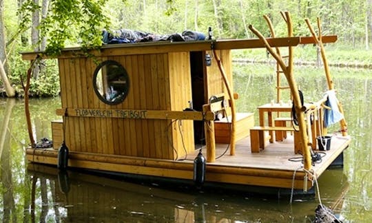 Rent the 4 People Camping Raft Treibgut in Kinrooi, Belgium