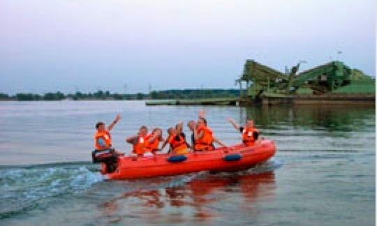 Rent the 12ft Secu Motor Boat in Kinrooi, Belgium