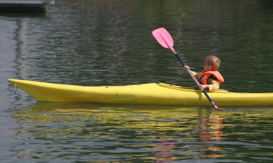 Kayak Rental in Kinrooi, Belgium