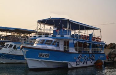 Recharge your batteries on this sunset boat cruise!