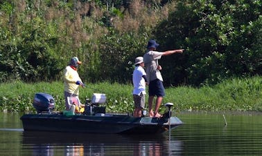 Aproveite a pesca em Colombo, Sri Lanka em Jon Boat