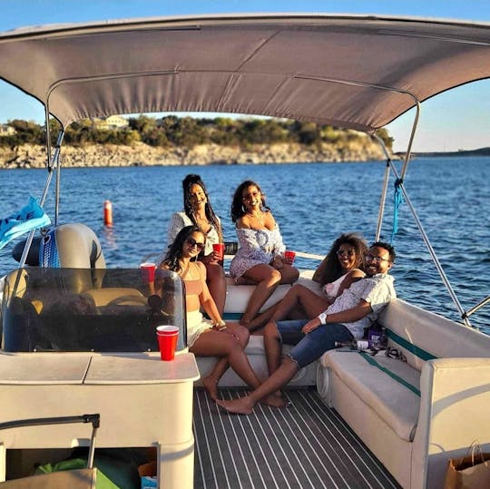 OFFRES SPÉCIALES DU WEEK-END ET DU DIMANCHE 🤑🥳😎 À BORD ! Lake Travis, 24 pieds, 8 places 