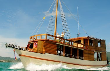 66 ft Gulet Charter for Up 40 People in Tambon Chalong, Thailand