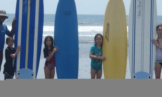 Try a Group Surfing Lesson in Jacó, Costa Rica