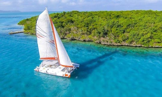 Charter 45' Voyage DC Cruising Catamaran in Mahebourg, Mauritius