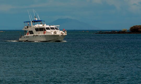 Charter 85ft "Nortada" Power Mega Yacht In Quito, Ecuador