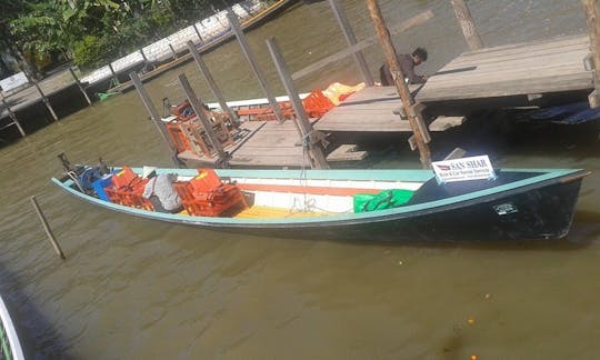 Rent a Jon Boat in Nyaungshwe, Shan