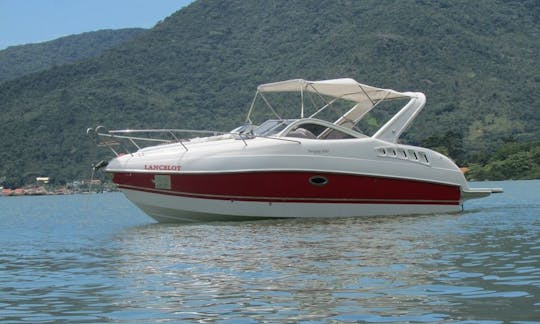 Charter 28' Lancelot Motor Yacht in Florianópolis, Brazil