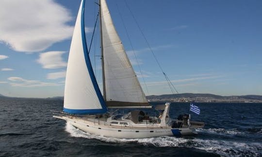 Monocasco Charter 55' Summer Love Cruising en Glifada, Grecia