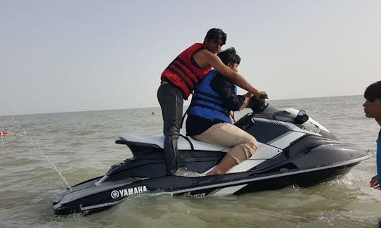 Alugue um Jet Ski em Vadodara, Gujarat