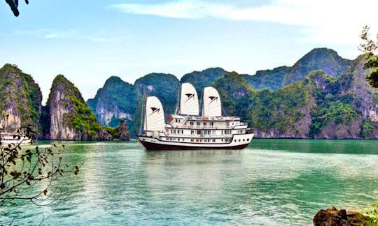Signature Royal Cruise in Vietnam