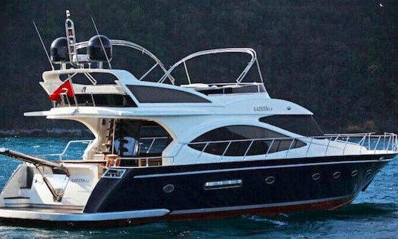 Impressive Custom Power Mega Yacht For 15 Person In Istanbul Turkey Getmyboat