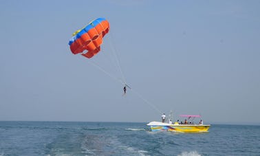 Amusez-vous et riez lors d'une balade en parachute ascensionnel à Malvan, en Inde