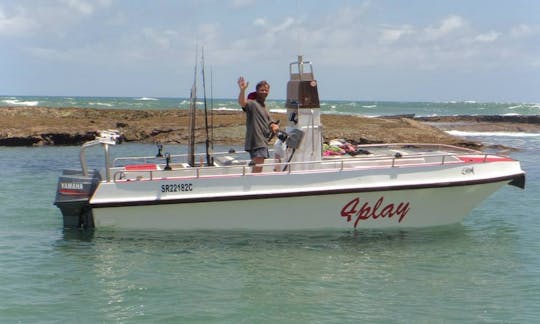 Fishing for 5 person in Gaza, Mozambique on Center Console