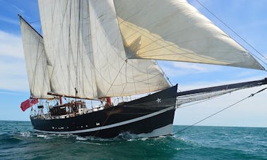 Profitez de Portland, en Angleterre, à bord d'un Tall Ship