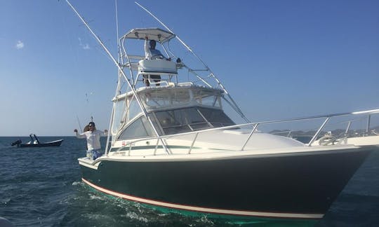 Enjoy Fishing in Playa Flamingo, Costa Rica on 32' Blackfin Sport Fisherman