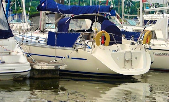 Cruising Monohull 'shropshire Lady Ii' Charter In Hamble-le-rice