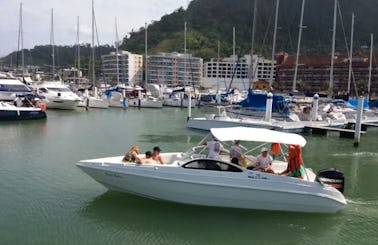 Cruise in Style on a Bowrider Charter in Angra dos Reis, Brazil