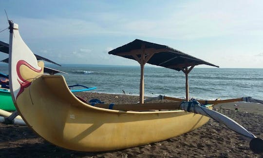 Beautiful Yellow Traditional Boat in Mengwi, Bali For 2 Persons