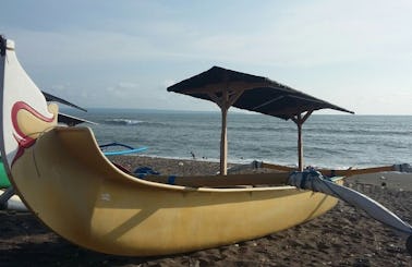 Beautiful Yellow Traditional Boat in Mengwi, Bali For 2 Persons