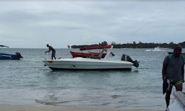 Charter a 2015 Resigraft Bowrider in Rivière Noire, Mauritius