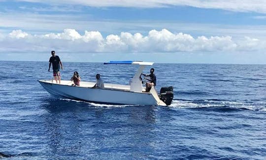 Charter This 10 Persons Center Console in Antsiranana Province, Madagascar