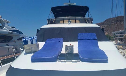 Charter 70' Queenship Power Mega Yacht in Baja California Sur, Mexico