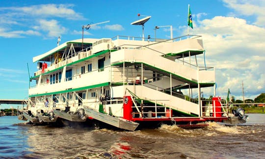 Barco Babilônia - Pantanal - Cáceres / MT