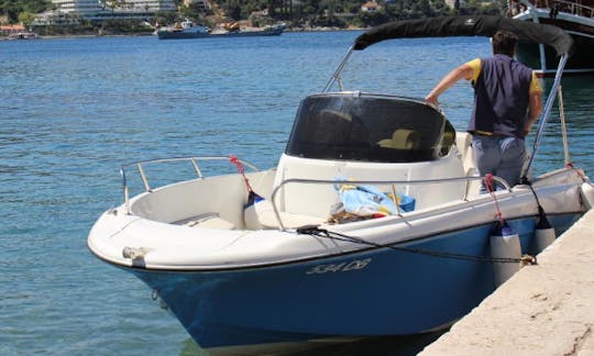 Charter Jeanneau CapCamarat Center Console in Dubrovnik, Croatia