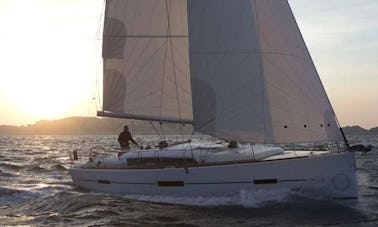 Charter 41' Monohull Cruising em Sukošan, Croácia