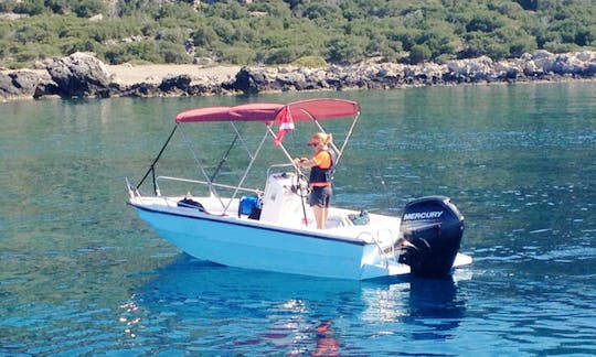 30hp 5,5m motorboat in Marathi, Chania