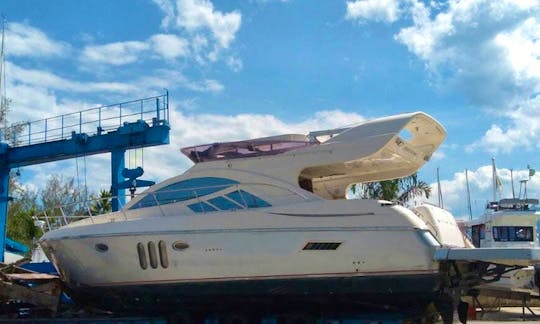 Charter Phantom 48  Motor Yacht in Angra dos Reis, Brazil