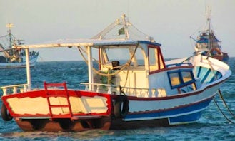 Drumond I Fishing and sightseeing boat Rental in Cabo Frio
