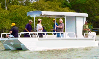 Noosaville Fishing Charter on 23ft ‘Jay-Lea’ Boat