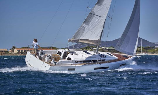 NEW! Jeanneau Sun Odyssey 440 for rent in Portugal