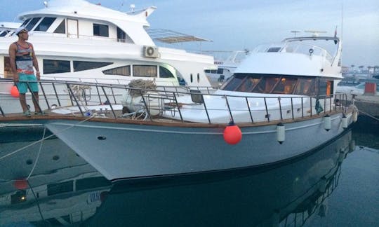 Wooden Design Motor Yacht for 6 People in Hurghada