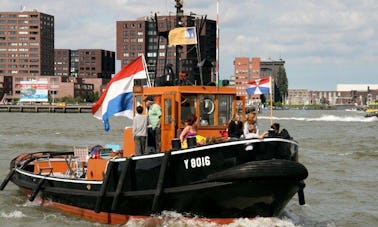 Barco rebocador naval Charter 55' em Roterdã, Holanda