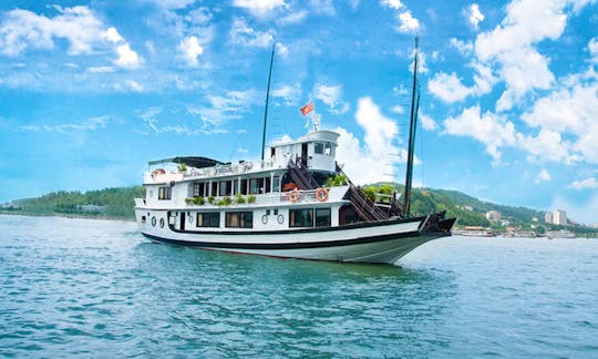 Halong Bay Paragon Cruises