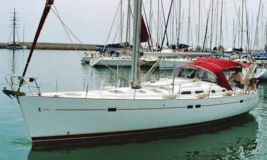 Charter Cruising Monohull  BENETEAU OCEANIS 47